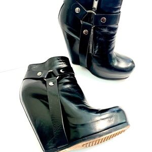 Rick Owens Black Leather Wedge Boots